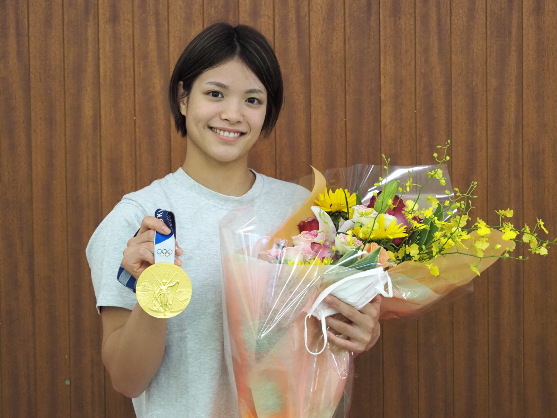 東京五輪 阿部詩選手が表敬訪問で来校しました - 埼玉栄中学