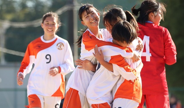 埼玉県高等学校女子サッカー新人大会で県ベスト8 - 埼玉栄中学